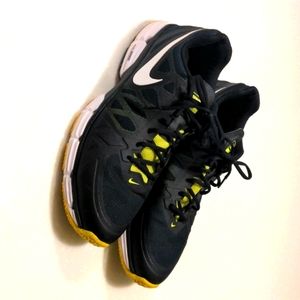 Nike Dual Fusion TR6 Size 14 Trainers Shoes